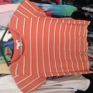 Lightly used coral striped tee. Brand- Full Tilt (tillys) Size- L (11-12)